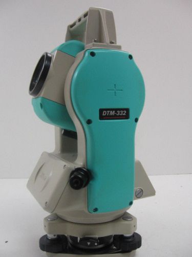 NIKON DTM-322 5&#034; TOTAL STATION FOR SURVEYING AND CONSTRUCTION  (FOR PARTS/AS-IS)