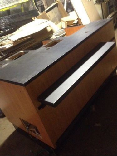 Used checkout counters oak &amp; black store cashwrap fixtures customer service area for sale