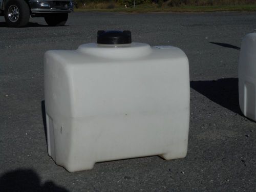 30 gallon plastic/poly water storage/transport tank/container