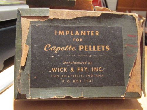 Rare Wick &amp; Fry Vintage Veterinary Animal Pellet Implanter for Capette Pellets