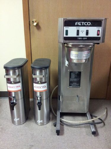 Fetco TBS 21A  Iced Tea / Coffee Maker and Two Urns