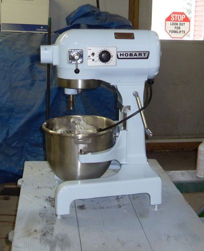 Hobart 12 qt Mixer with bowl, paddle, dough hook &amp; whip Fully Rebuilt