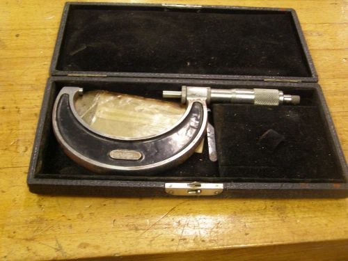 Vintage Starrett 2&#034; Micrometer in the original case