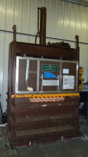 Load King 6030 Vertical Cardboard Baler 60&#034; bale mill size   Minnesota