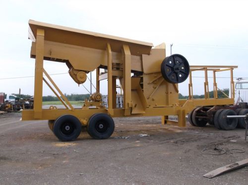 DIAMOND PORTABLE JAW CRUSHER 24 BY 36 DIESEL POWER