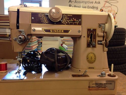 Heavy Duty Industrial Strength SINGER 401a SEWING MACHINE 401 Sew Leather /Denim