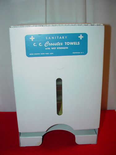 Paper Towel Holder Dispenser - Commercial - Wall Mount - CC Crosstex Towels