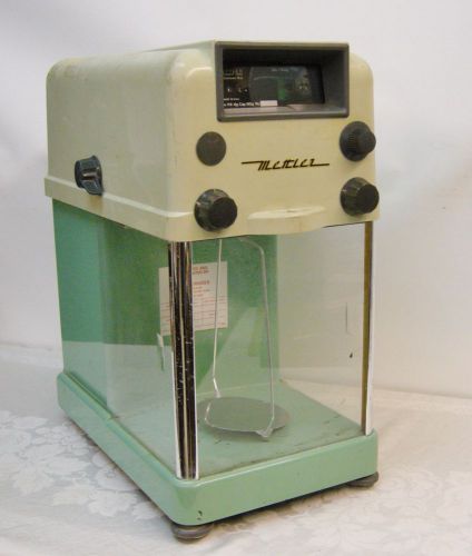 Vintage Mettler Type H6 Laboratory Analytical Scale w/ Tray