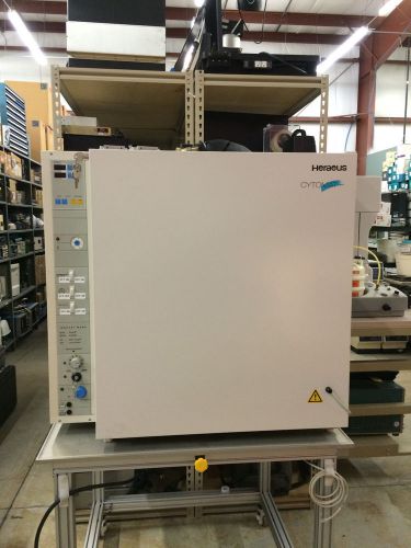 Kendro Laboratory Heraeus Automated Incubator Model Cytomat 6001 w/ Stand