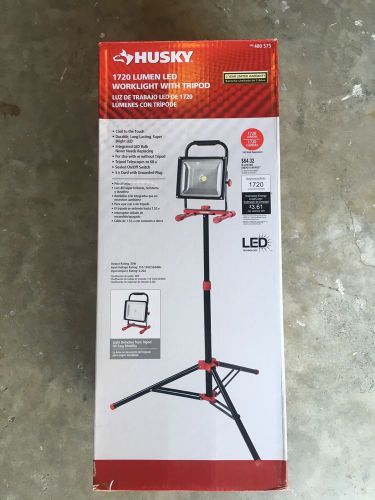 Husky 5 ft. 1720 Lumen Led Work Light with Tripod - 480575