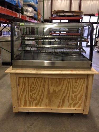 refrigerated display unit with swivel wheels