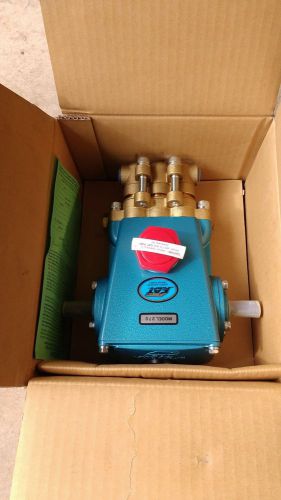 Cat pump model 270 3.5 gpm 1500 psi new in box for sale