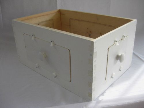 8 frame Observation hive Langstroth Beehive  w/ removeable doors Painted 8 Frame
