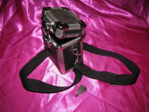 Vaultz Black Box With Strap &amp; Key