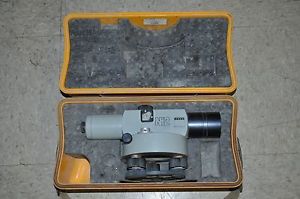 Zeiss NI2 Automatic Level with Case