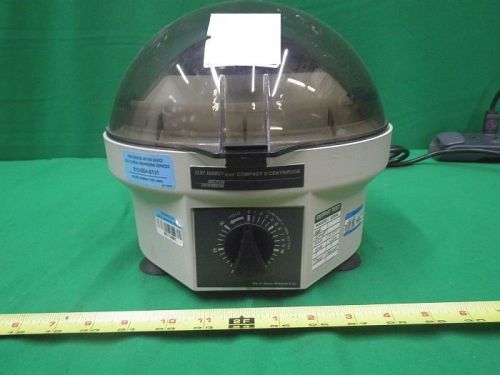 Clay Adams Compact II Table Top Centrifuge with Tubes
