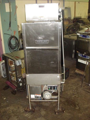 HOBART Commercial Dishwasher w/ Booster Heater - Front Loading - Model # AM14F