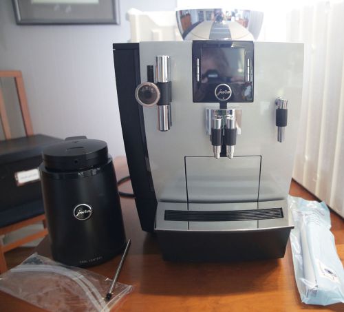 Jura 13637 Impressa XJ9 Professional coffee Espresso Machine W/ Cool Contol