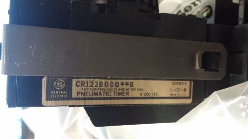 GE CR122B00022B NEW IN BOX PNEUMATIC TIMER 5-200 SEC 120V COIL SEE PICS #A53
