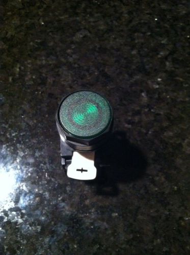 EATON CUTLER HAMMER E22TB3X4A GREEN ILLUMINATED PUSH BUTTON WITH 1 NO CONTACTS