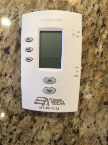 Honeywell TH2110DV1008 - Vertical Programmable Thermostats