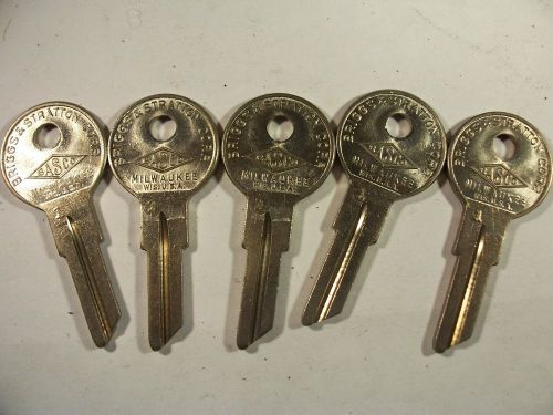 5 KEYS 0EM BASCO  BRIGGS &amp; STRATTON  NOS GRV 15   1931 T0   1945