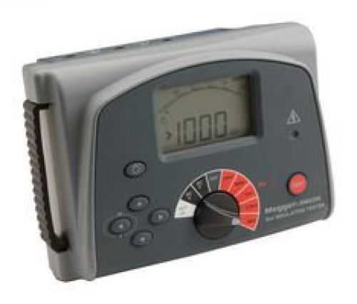 Megger bm5200 5k insulation tester, digital/analog display, 100g, catiii 600v for sale