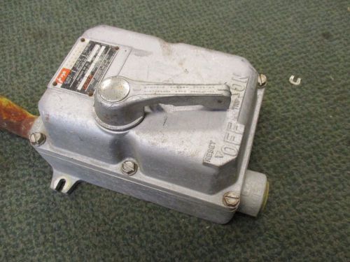 Fpe explosion proof disconnect / safety switch ee50-3 600v 50a 3p used for sale