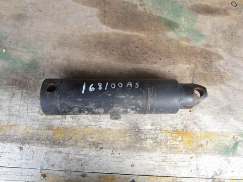 Oliver tractor White 2-85,2-105,1355,1750, BRAND NEW 3 pt lift cylinder N.O.S.