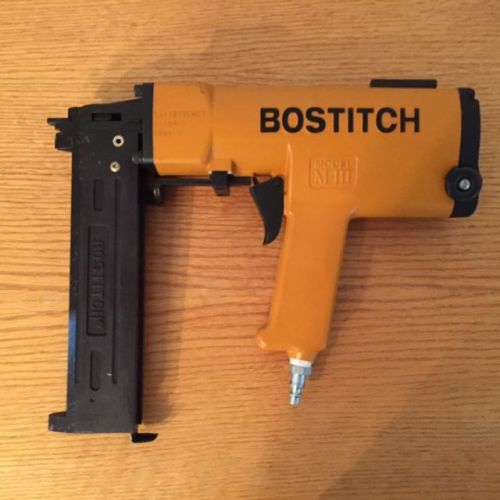 Bostitch MIII812CNCT Industrial Concrete Nailer