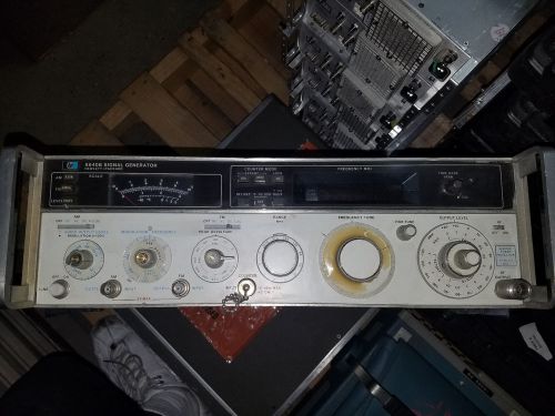 HP Agilent 8640B Signal Generator