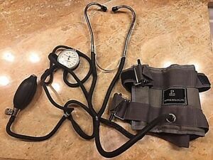 Vintage Blood Pressure Apparatus Propper MFG. Co., Inc. NEVER USED PERFECT