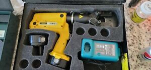 Stanley CCB16 14.4 Volt Battery Powered Hydraulic Cable Cutter