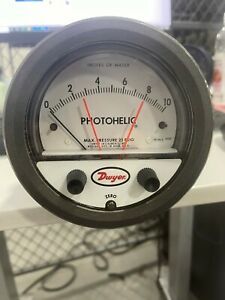 NEW DWYER SERIES 3000 PHOTOHELIC PRESSURE SWITCH/GAGE