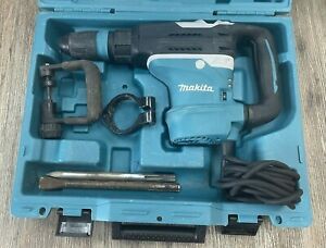 Makita Rotary Hammer AVT 19/16 inch HR4013C