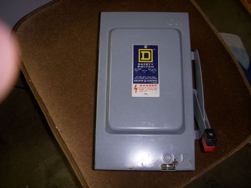 H223 square d heavy duty disconnect switch 2 poles fused used 250 volts 6 left for sale