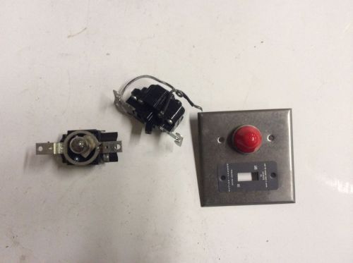 Cutler hammer 2 piece manual toggle switch &amp; pilot ss w/ light 9101h94b --- m74 for sale