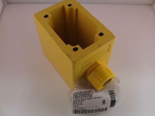New overstock woodhead 3065 watertite multiple outlet box 3065 max-loc for sale