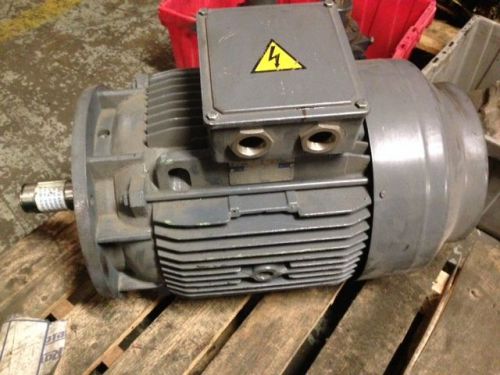 Electramo ac induction motor mmf-160-m-2/4 13.5kw 3530rpm 480volts for sale