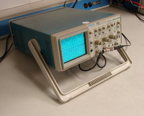 Tektronix 2225 dual trace 50mhz scope with delay and manual tested for sale