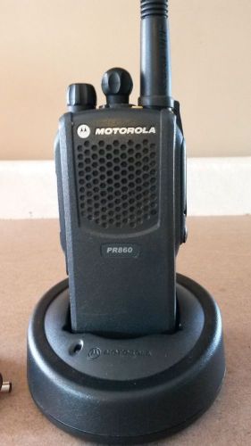 MINT Motorola PR860 AAH45KDC9AA3AN VHF 16CH Radio