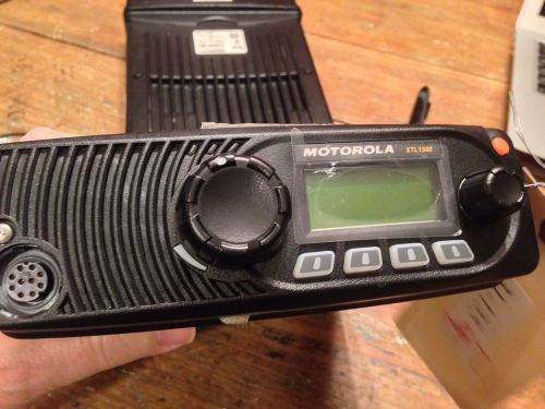 MOTOROLA XTL1500 ASTRO DIGITAL 700/800MHz MOBILE RADIO MODEL # M28URS9PW1AN