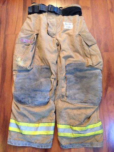 Firefighter PBI Bunker/Turn Out Gear Globe G Xtreme 36Wx28L 2008 Ripped Pocket