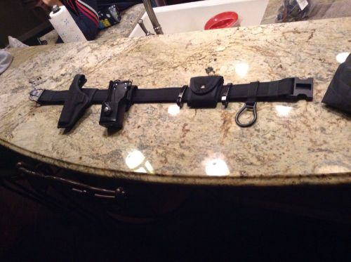 Bianchi accumold duty belt -holster, radio, baton, keys fits glock 19/23 34&#034;-40&#034; for sale
