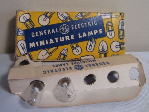Box Of 2 GE General Electric 313 Aircraft Miniature Light Bulb Lamps
