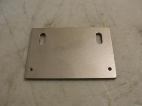 8557 New-No Box, Triangle A32633 Magnet Plate