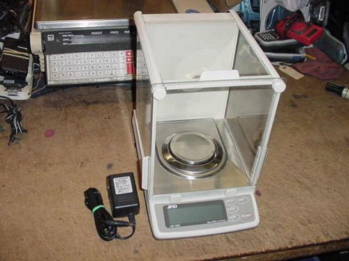 Nice A &amp; D Company Ltd, HR-200 Analytical Balance / Scales 0.1mg resolution.