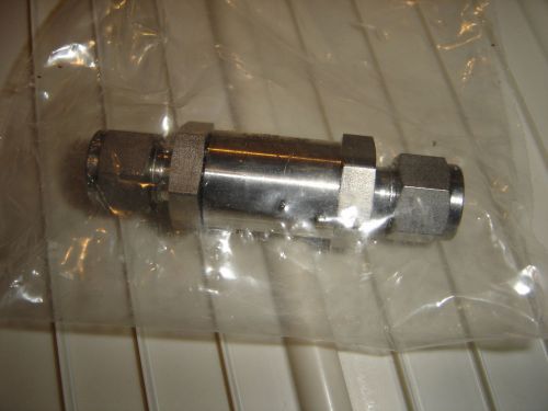Swagelok Stainless Steel 3/8 tube SS-6C-1 1psi check valve NEW
