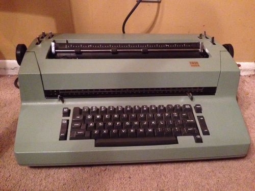 Vintage Rare Green  IBM Electric Typewriter Correcting Selectric II