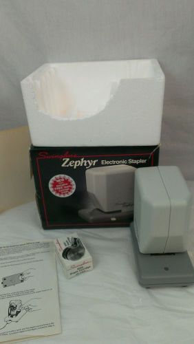 SWINGLINE ZEPHYR ELECTRONIC PAPER STAPLER AS IS UNTESTED NO POWER CORD
